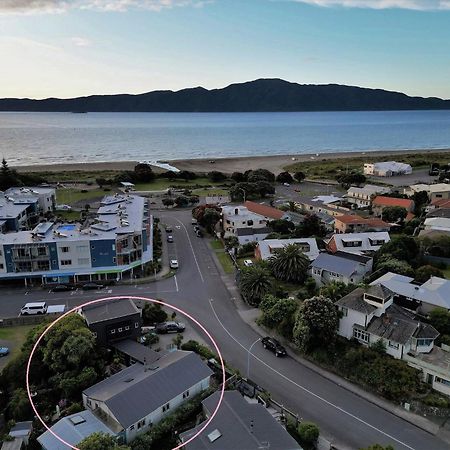 Top Floor Bed And Breakfast Paraparaumu Luaran gambar