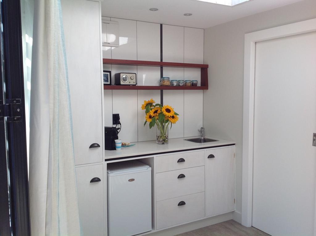 Top Floor Bed And Breakfast Paraparaumu Luaran gambar