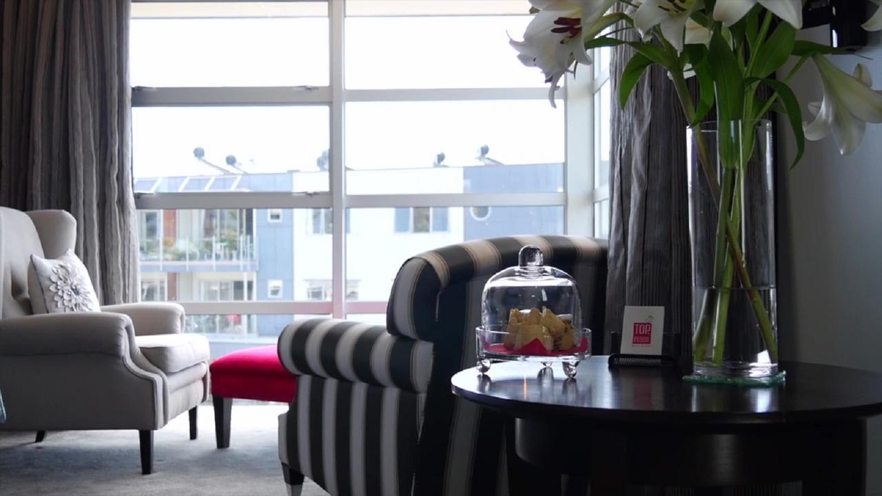 Top Floor Bed And Breakfast Paraparaumu Luaran gambar