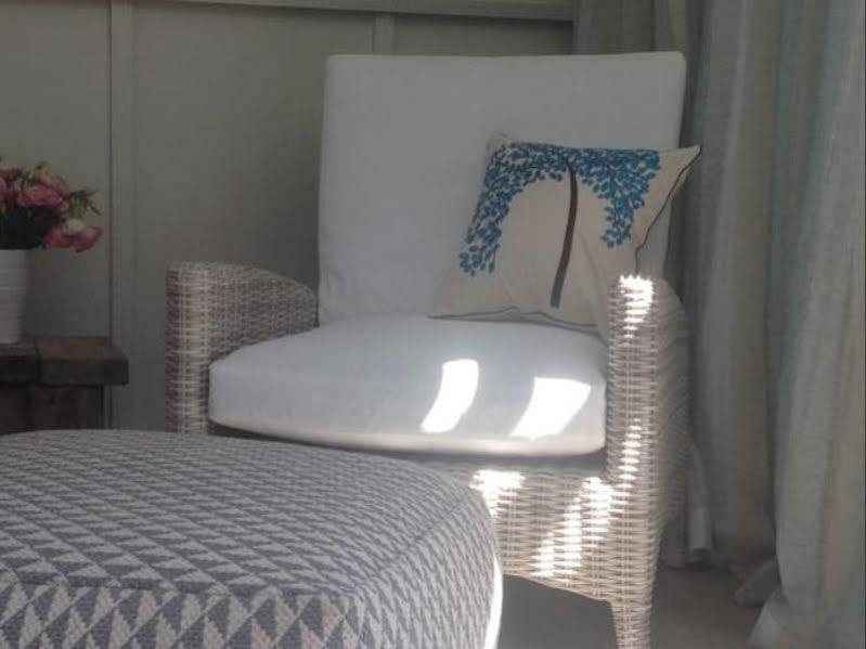 Top Floor Bed And Breakfast Paraparaumu Luaran gambar